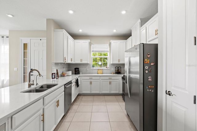 10254 MORNING MIST LANE, Sarasota, FL 34241