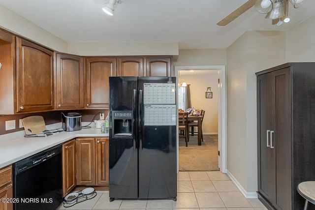 4727 Clover Lane, Toledo, OH 43623