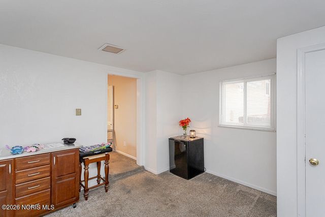 4727 Clover Lane, Toledo, OH 43623