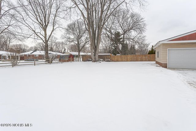 4727 Clover Lane, Toledo, OH 43623