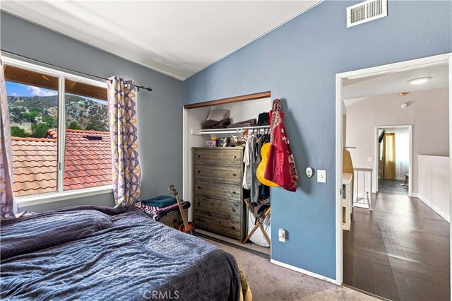 19322 Old Friend Road, Canyon Country, CA 91351