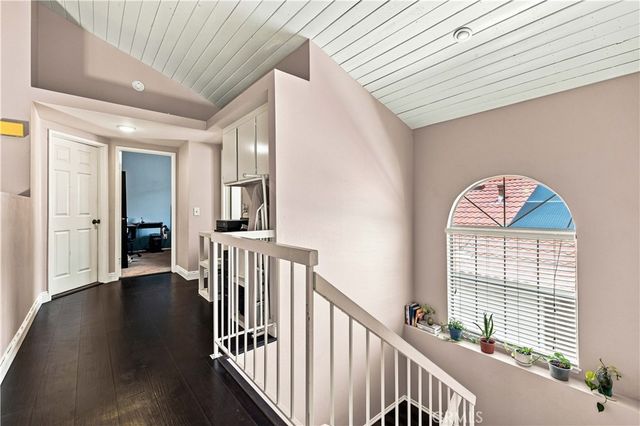 19322 Old Friend Road, Canyon Country, CA 91351