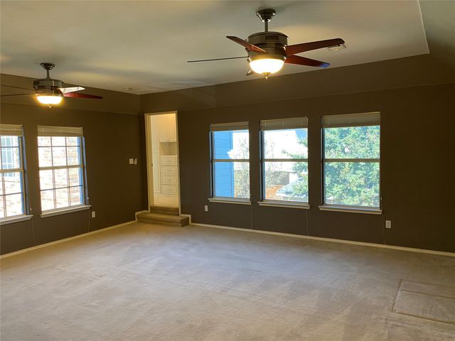 207 Colonial Lane, Euless, TX 76040