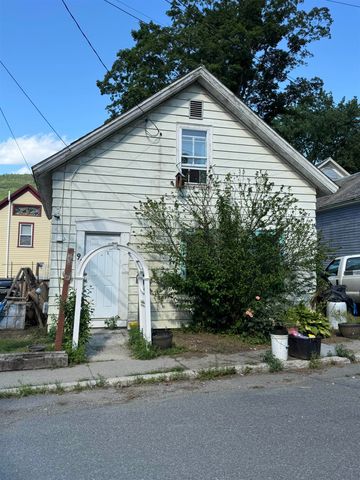 93 Clark Street, Brattleboro, VT 05301