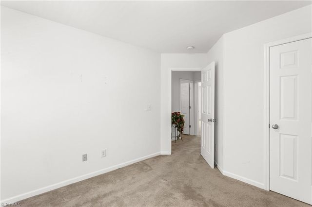 3869 Hickswood Creek Drive, High Point, NC 27265