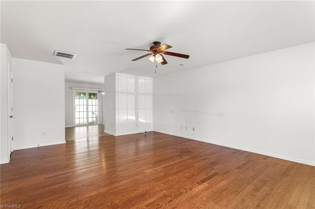 3869 Hickswood Creek Drive, High Point, NC 27265