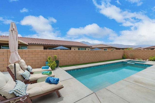 81887 Via Encinitas, La Quinta, CA 92253