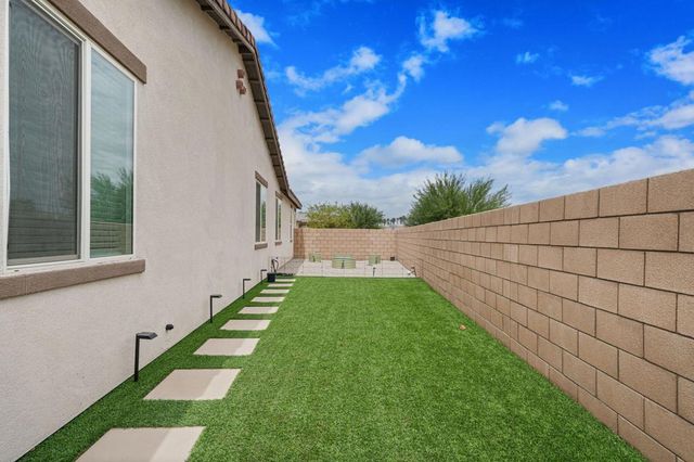81887 Via Encinitas, La Quinta, CA 92253