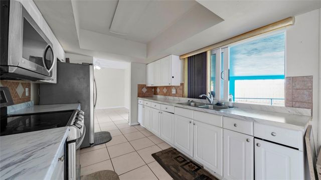 3700 NW 25th Street, Lauderdale Lakes, FL 33311