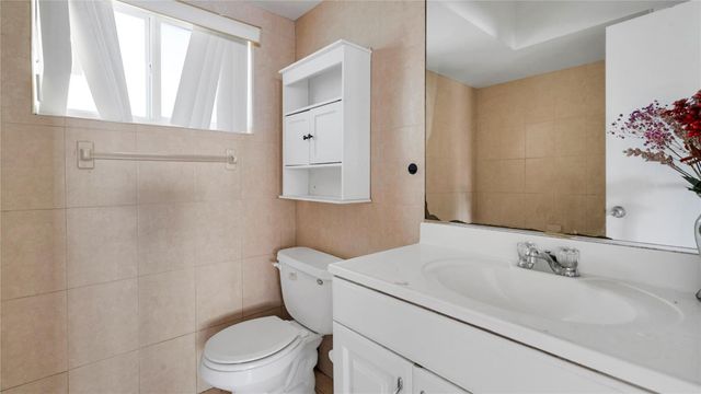 3700 NW 25th Street, Lauderdale Lakes, FL 33311