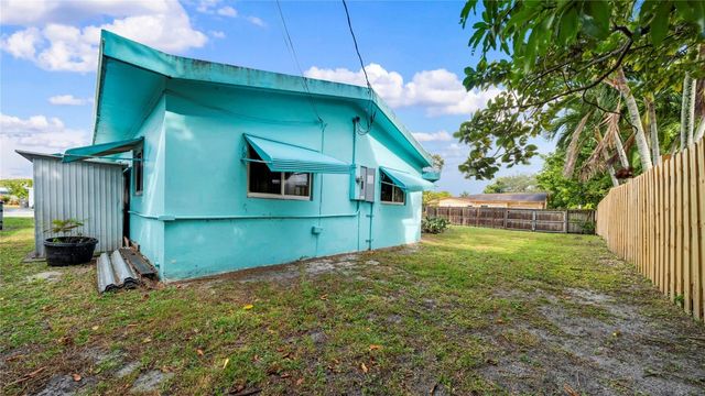 3700 NW 25th Street, Lauderdale Lakes, FL 33311