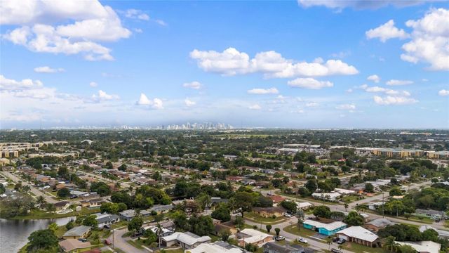 3700 NW 25th Street, Lauderdale Lakes, FL 33311