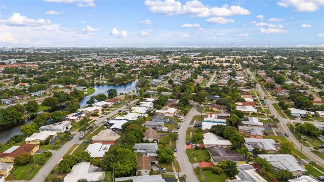 3700 NW 25th Street, Lauderdale Lakes, FL 33311