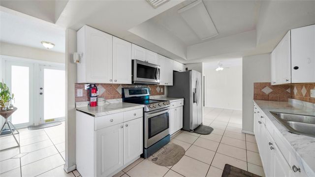 3700 NW 25th Street, Lauderdale Lakes, FL 33311