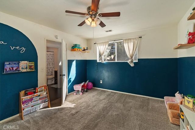 22868 Laurel, Crestline, CA 92325