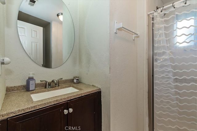 22868 Laurel, Crestline, CA 92325