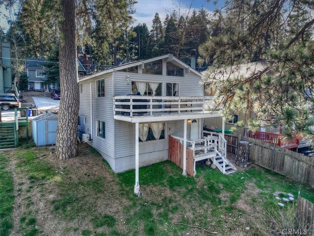 22868 Laurel, Crestline, CA 92325