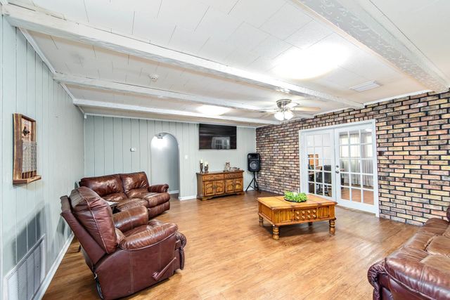 1022 Bayou Blue Bypass Rd, Thibodaux, LA 70301