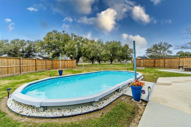 1022 Bayou Blue Bypass Rd, Thibodaux, LA 70301