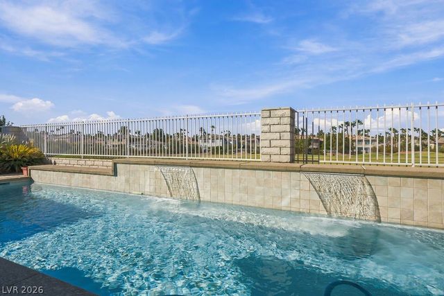 2466 Ram Crossing Way, Henderson, NV 89074