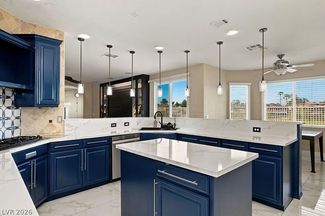 2466 Ram Crossing Way, Henderson, NV 89074