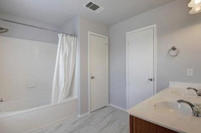 13604 Coomes DR, Del Valle, TX 78617