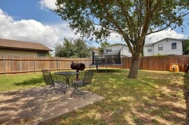 13604 Coomes DR, Del Valle, TX 78617