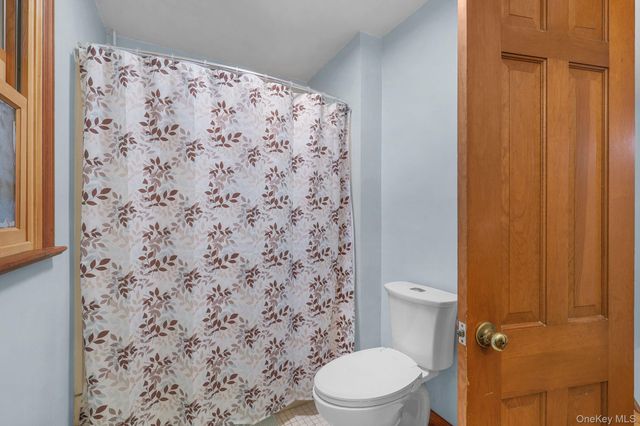 2 Foxey Lane, Mahopac, NY 10541