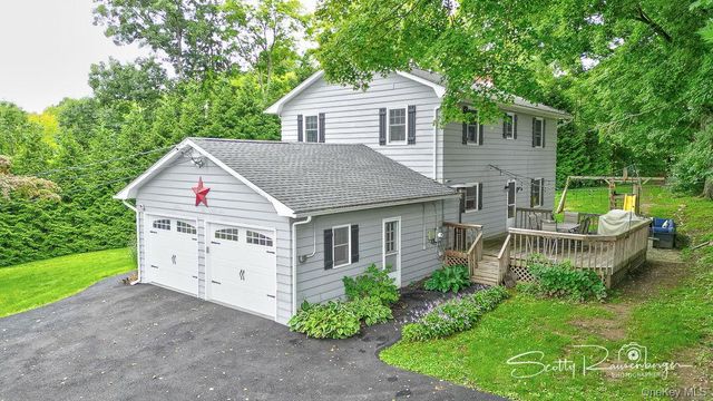 2 Foxey Lane, Mahopac, NY 10541
