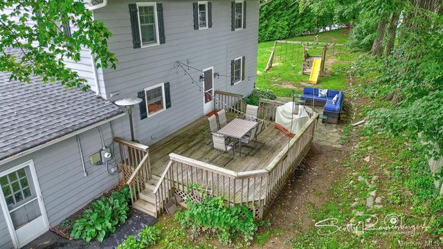 2 Foxey Lane, Mahopac, NY 10541