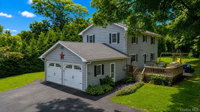 2 Foxey Lane, Mahopac, NY 10541