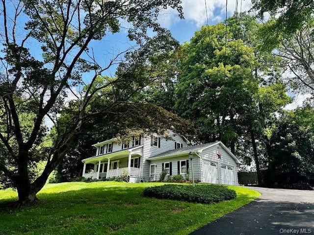 2 Foxey Lane, Mahopac, NY 10541