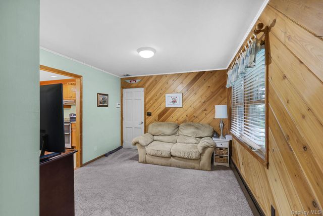 2 Foxey Lane, Mahopac, NY 10541