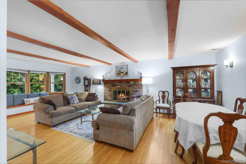 2 Foxey Lane, Mahopac, NY 10541 — photo 5
