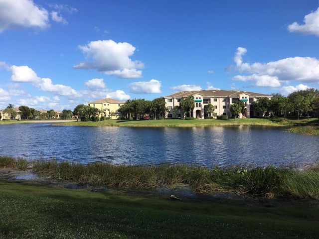 2802 SARENTO Place 302, Palm Beach Gardens, FL 33410