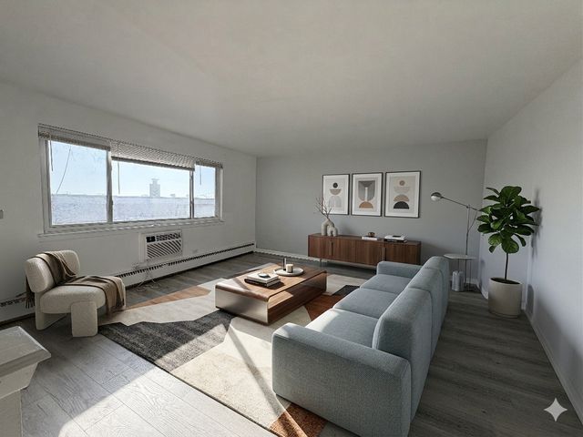 2033 W 111th Street 2S, Chicago, IL 60643