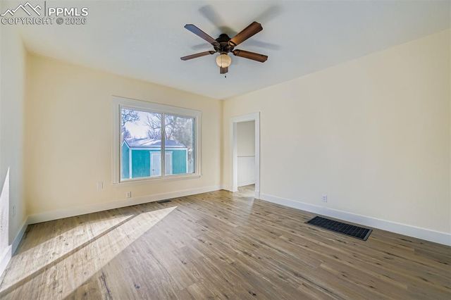 2423 W St Vrain Street, Colorado Springs, CO 80904