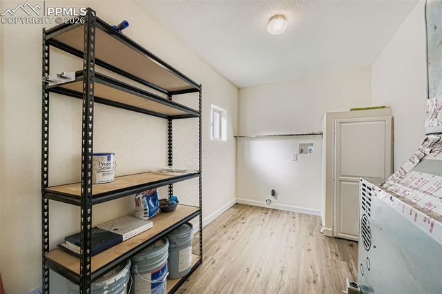 2423 W St Vrain Street, Colorado Springs, CO 80904