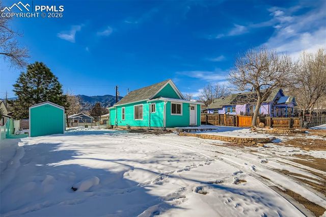 2423 W St Vrain Street, Colorado Springs, CO 80904