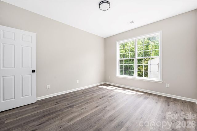 13834 Riding Hill Avenue, Charlotte, NC 28213