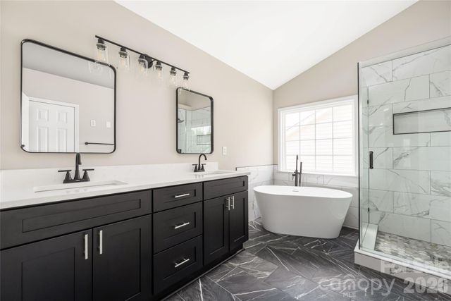 13834 Riding Hill Avenue, Charlotte, NC 28213