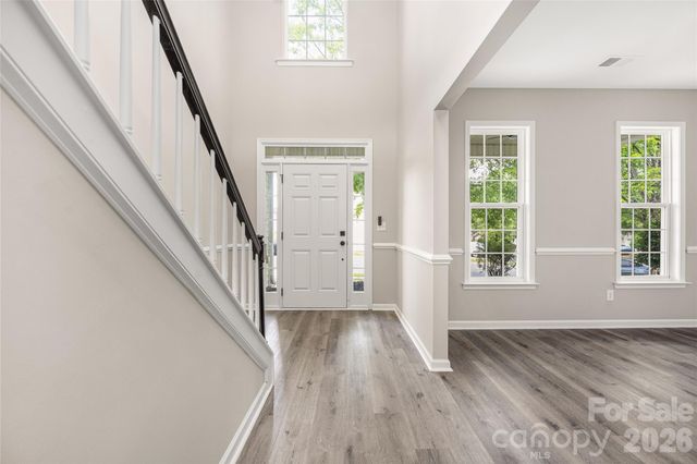 13834 Riding Hill Avenue, Charlotte, NC 28213