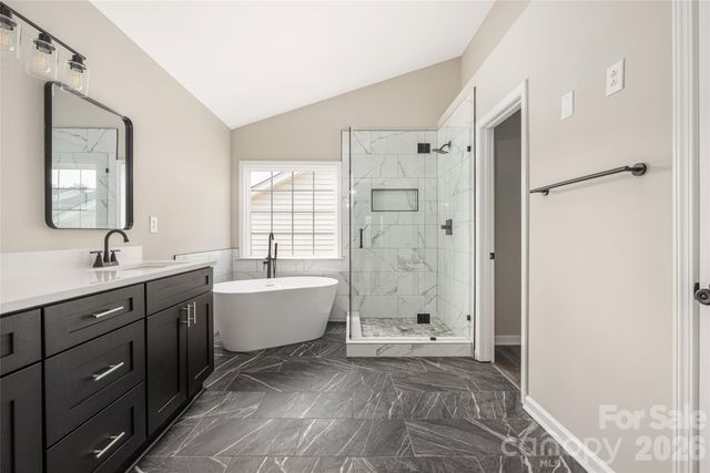 13834 Riding Hill Avenue, Charlotte, NC 28213