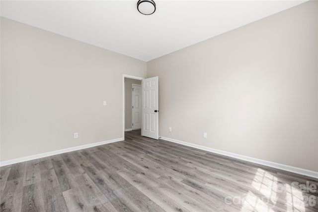 13834 Riding Hill Avenue, Charlotte, NC 28213