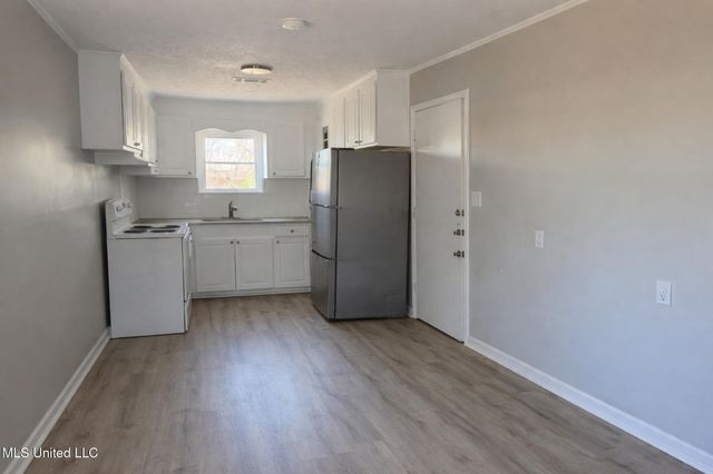 251 Maxine Drive, Pearl, MS 39208