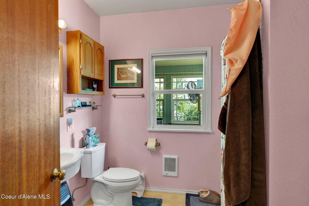 134 N FREDERICK AVE, Harrison, ID 83833 photo 33