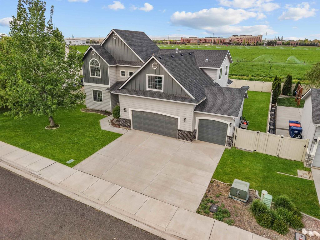 855 Canyon Crest Dr., Twin Falls, ID 83301
