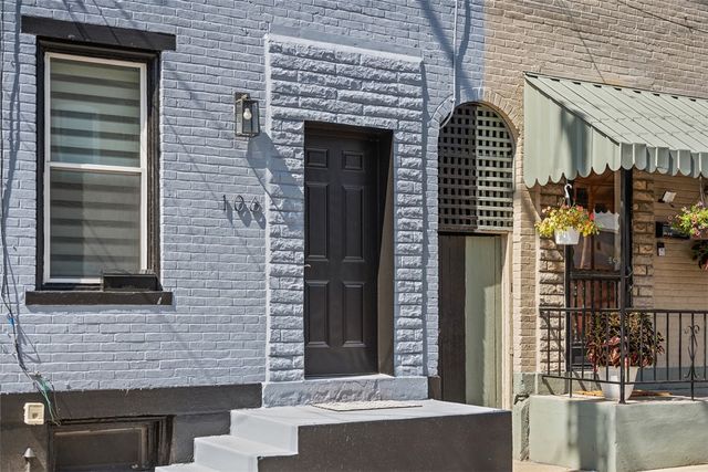 106 44th Street, Lawrenceville, PA 15201