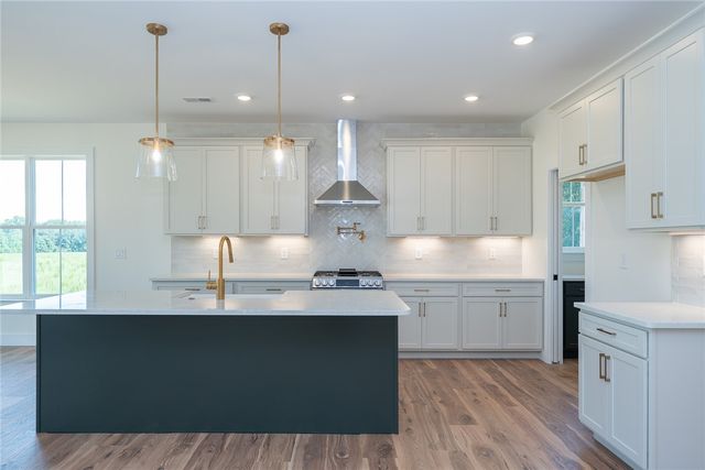 723 Holliday Dam Road, Honea Path, SC 29654