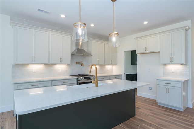 723 Holliday Dam Road, Honea Path, SC 29654